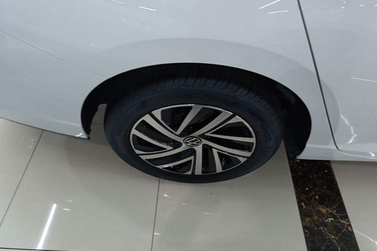 Used Volkswagen Lavida 2024 1.5L Automatic Starry Sky 5 Million Edition