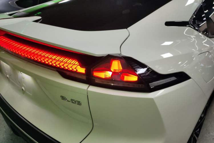 Used  SL03 2024 135Plus Glory Edition
