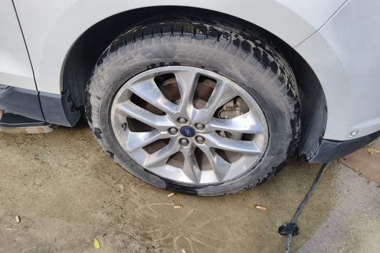 Used Ford Edge 2016 EcoBoost 245 Four-Wheel Drive Titanium 7-Seater
