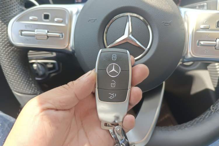 Used Mercedes-Benz C-Class 2021 C 200 L Fashion Edition Sport Version
