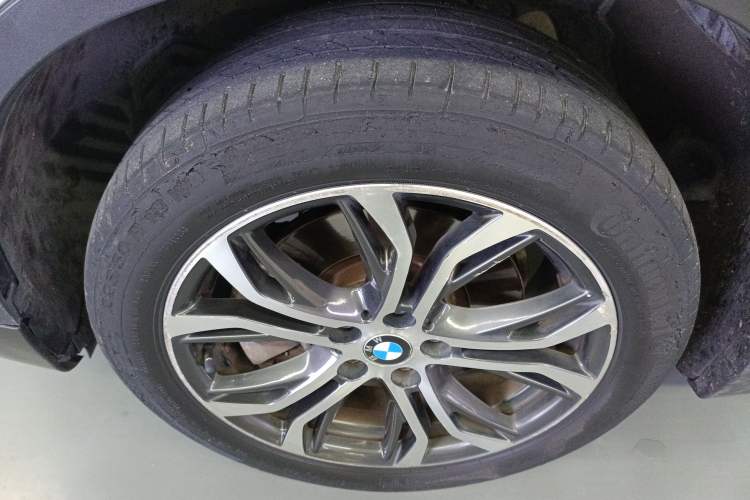 Used BMW X1 2018 sDrive20Li Leading Model
