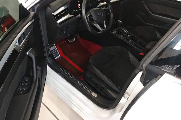 Used Volkswagen FAW-Volkswagen CC 2021 330TSI Ignite Edition
