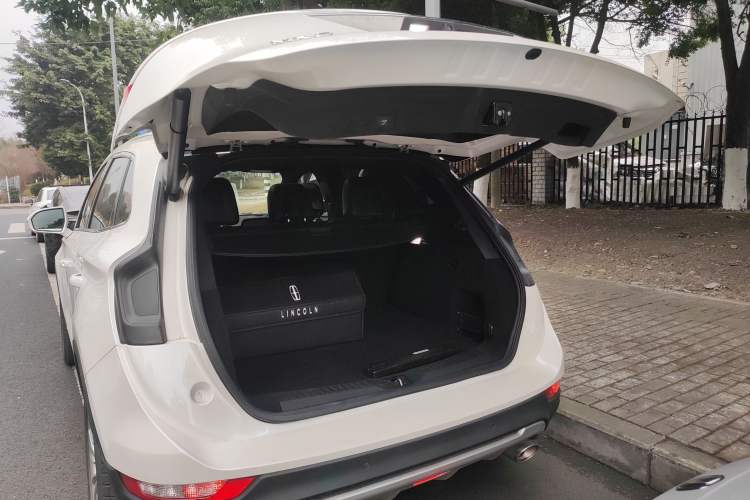 Used Lincoln MKC 2019 2.0T Two-Wheel Drive Luxury Edition China VI Standard
