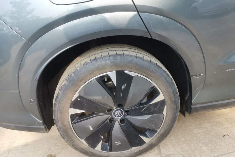 Used BYD Tang L 2025 DM 175KM Drone Player Edition
