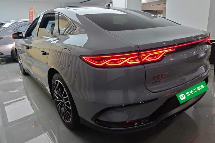 Used BYD Han 2025 DM-i Intelligent Driving Edition 125KM LiDAR Flagship Model