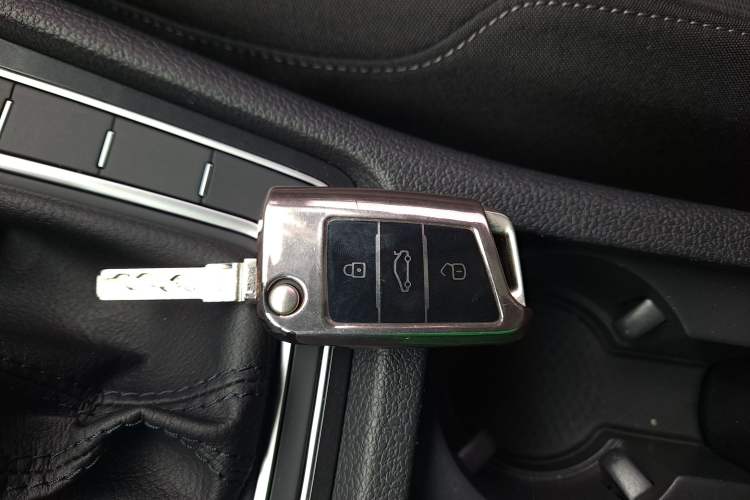 Used Volkswagen Golf 2020 200TSI DSG Comfortable and Ambitious Edition