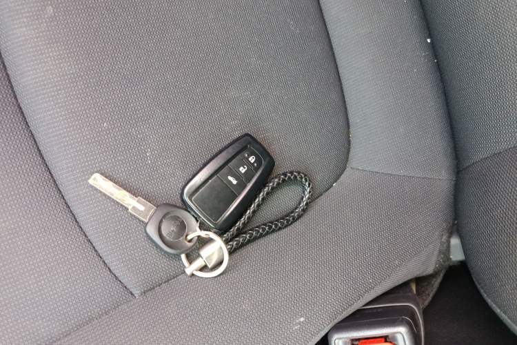 Used Toyota Corolla 2021 Dual-Motor 1.8L E-CVT Elite Edition
