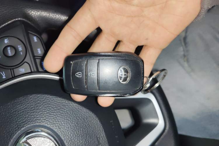 Used Toyota FRONTLANDER 2022 2.0L CVT Luxury Edition