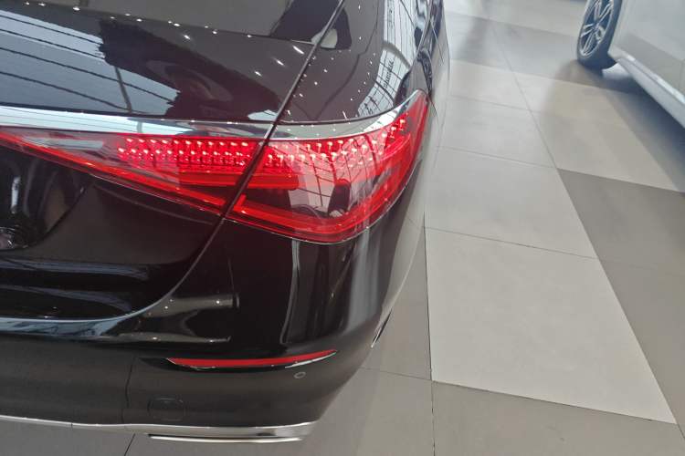 Used Mercedes-Benz S-Class 2021 S 400 L Business Model
