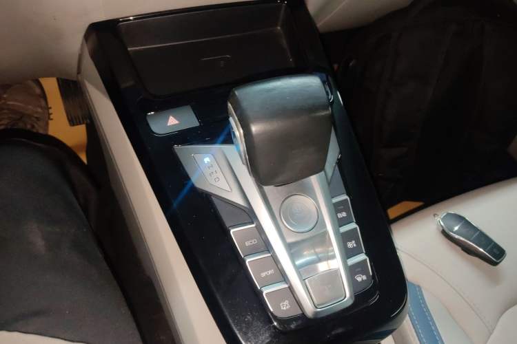 Used BYD Yuan Pro 2023 401KM Luxury Version
