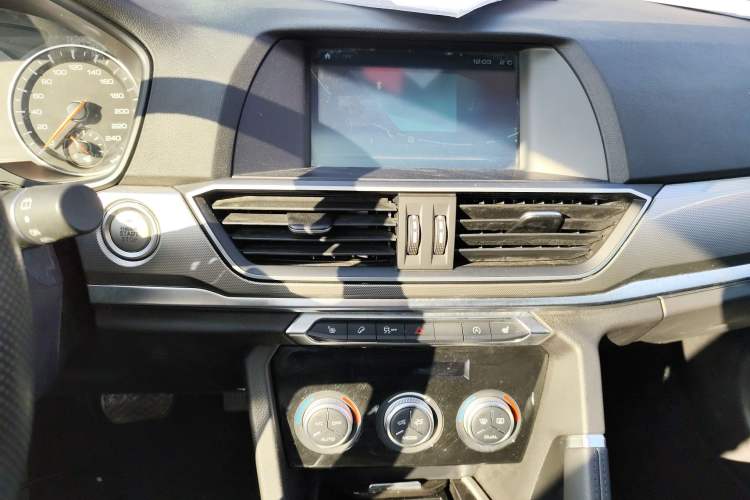 Used Haval H6 2018 Sport Edition 1.5T Automatic Two-Wheel Drive Elite Model China V Standard
