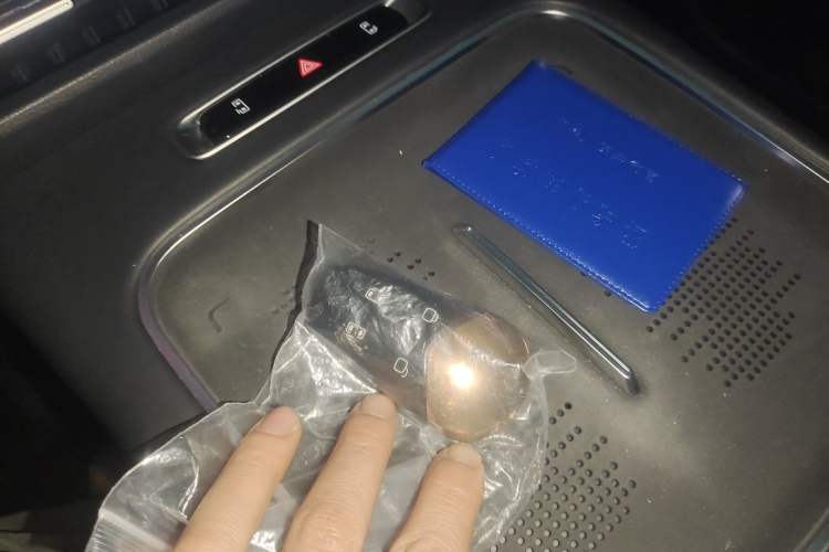 Used VOYAH Dream 2025 PHEV Four-Wheel-Drive Flagship Version – Qiankun Edition