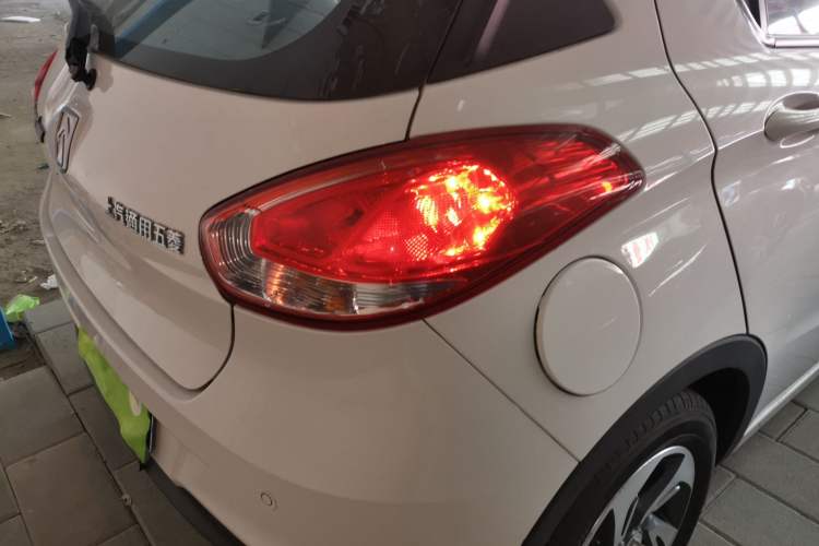 Used Baojun 310 2017 1.5L Automatic Fashion Model
