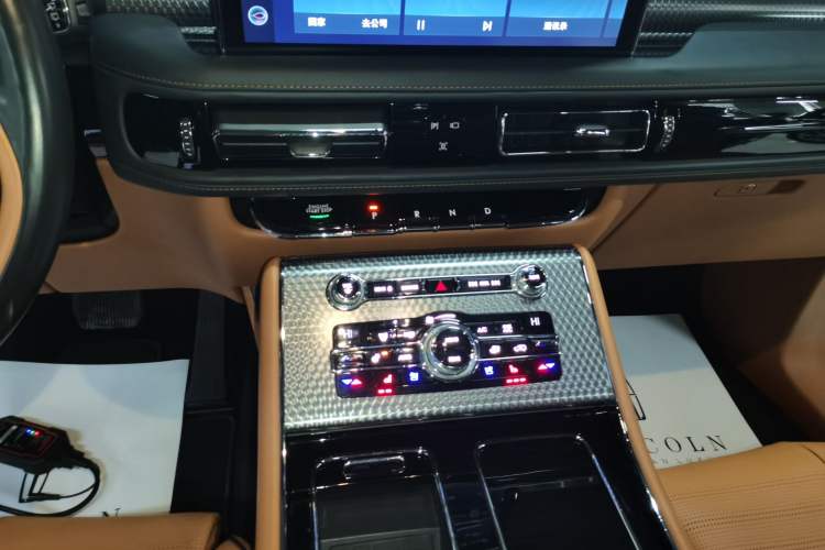 Used Lincoln Aviator 2020 3.0T V6 Four-Wheel Drive Presidential Edition