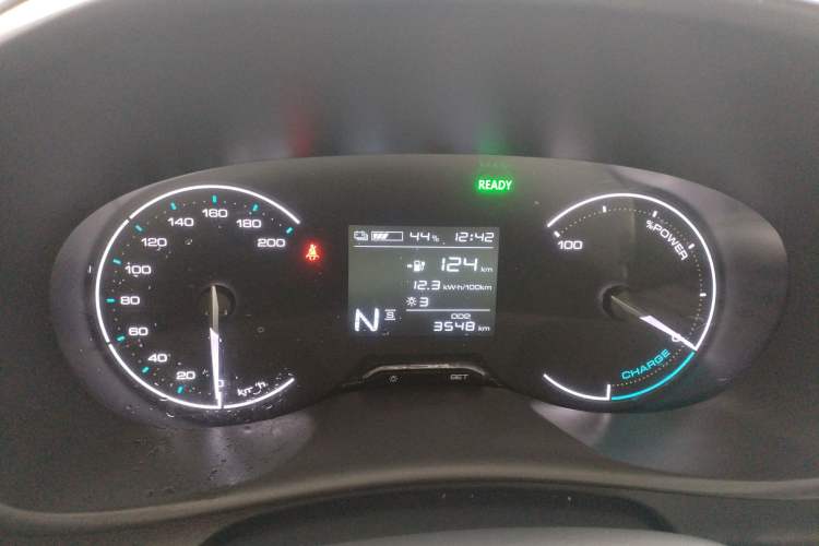 Used Wuling Hongguang New Energy 2024 All-Electric Model 300KM Practical Version