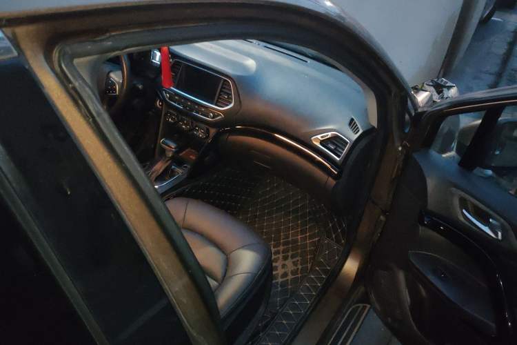 Used GAC Trumpchi GS4 2017 235T Automatic Two-Wheel Drive Luxury Smart Connectivity Version
