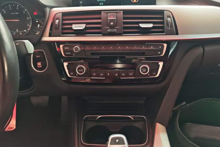 Used BMW 3 Series 2019 320i M Sport Night Edition
