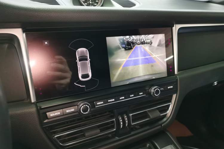 Used Porsche Macan 2021 Macan 2.0T
