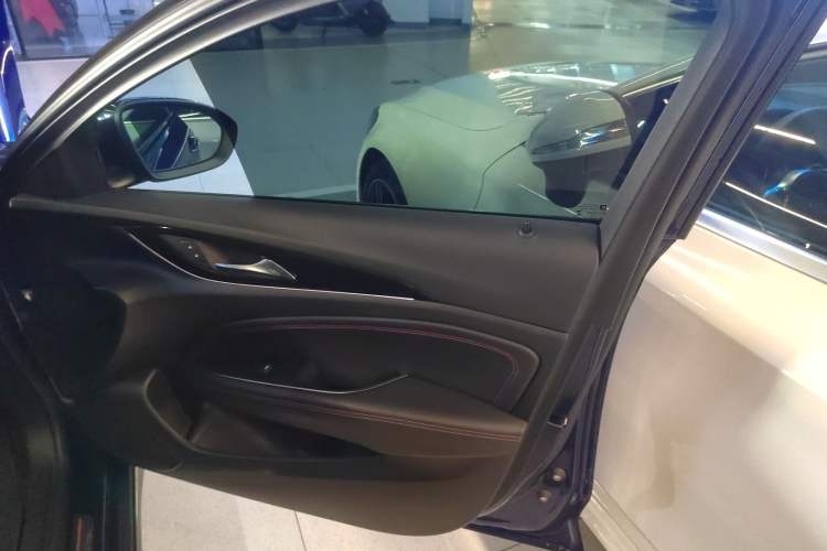 Used Buick Regal 2020 GS 28T Elite Model
