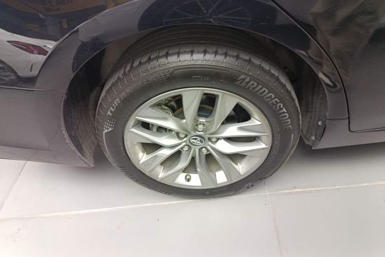 Used Toyota Avalon 2019 2.0L Luxury Edition China VI Standard
