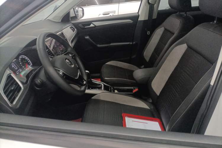 Used Volkswagen T-ROC 2022 280TSI DSG Two-Wheel Drive Elite PLUS