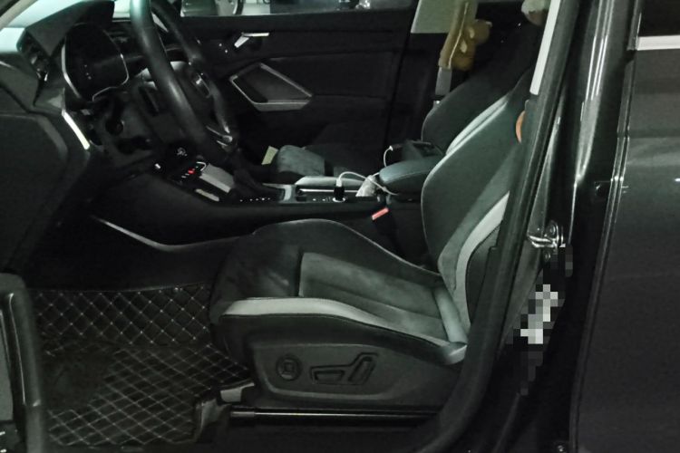 Used Audi Q3 2022 35 TFSI Fashion Dynamic Model