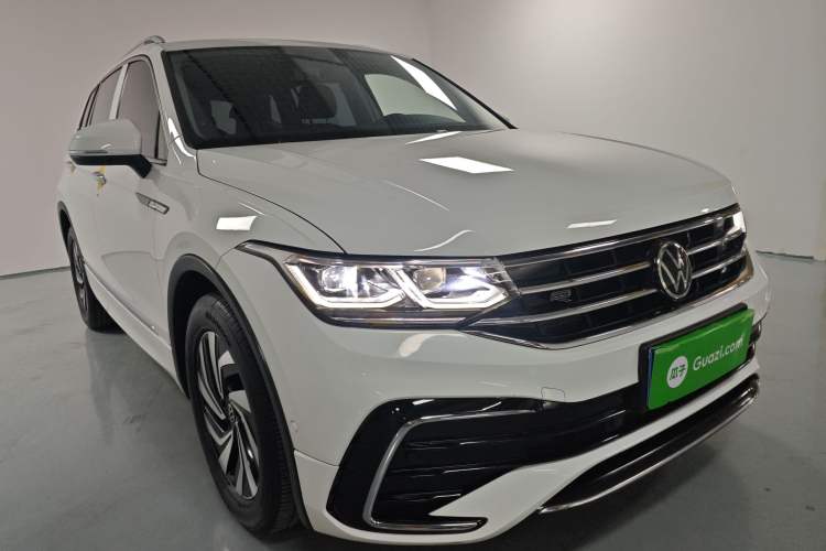 Used Volkswagen Tiguan L 2024 330TSI Automatic Two-Wheel Drive Smart Edition

