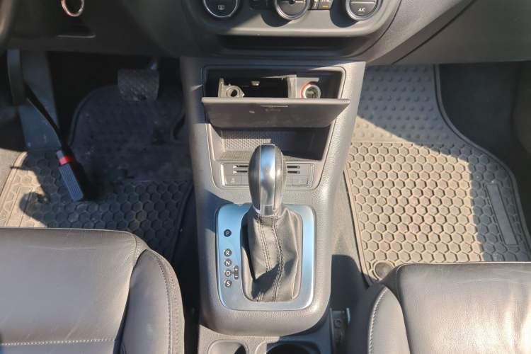 Used Volkswagen Tiguan 2015 1.8TSI Automatic Two-Wheel Drive Comfort Edition
