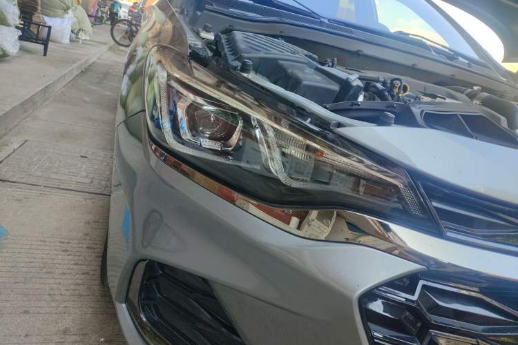 Used Chevrolet Monza 2019 RS 330T Automatic Comfort Edition China VI Standard
