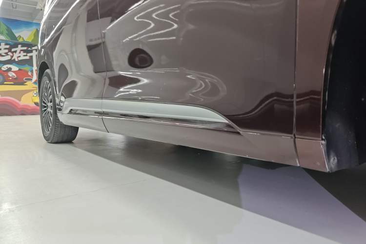 Used Denza D9 2022 DM-i 970 Four-Wheel Drive Flagship Model