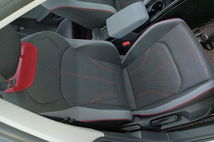 Used Volkswagen Lamando 2022 Lavida L 280TSI DSG Cool & Spicy Edition
