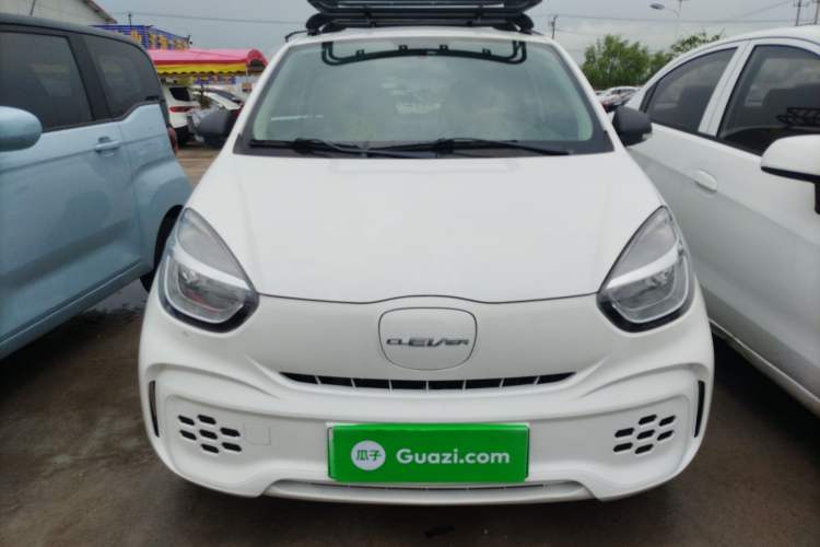 Used Roewe Clever 2021 302 km New Four-Seater Super-Efficient Version
