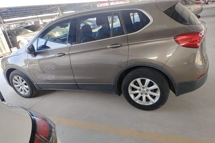 Used Buick Envision 2018 20T Two-Wheel-Drive Elite Model
