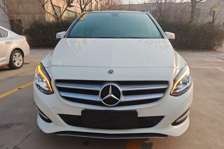Used Mercedes-Benz B-Class 2018 B 200 Fashion Model