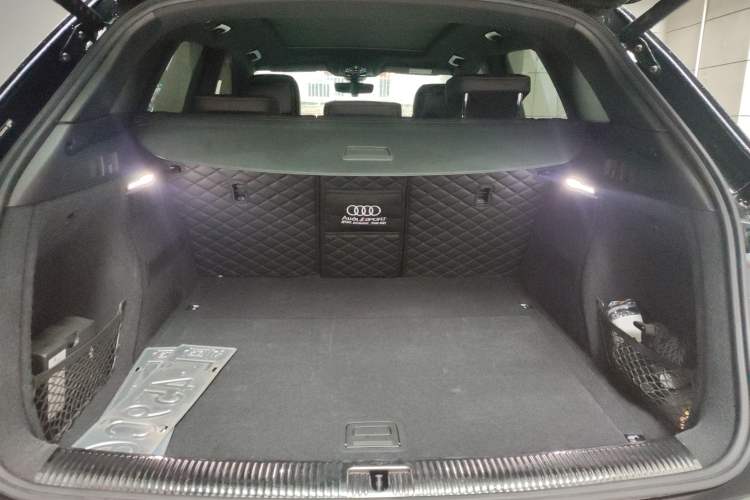 Used Audi Q5L 2023 40T Luxury Dynamic Model