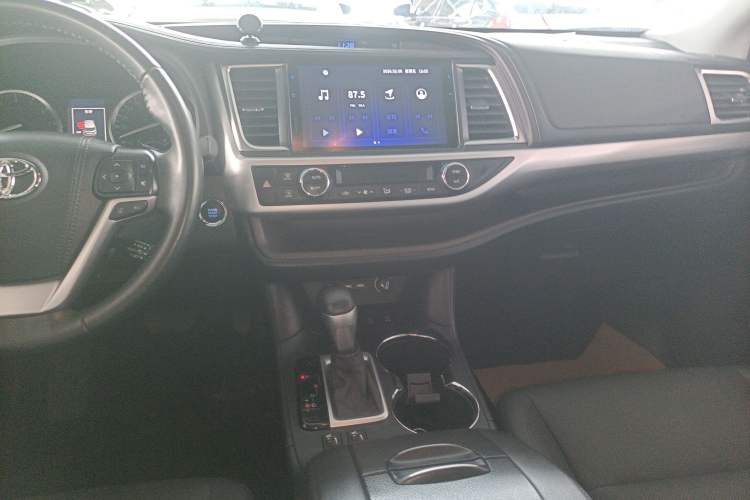 Used Toyota Highlander 2021 2.0T Four-Wheel Drive Luxury Edition 7 Seats