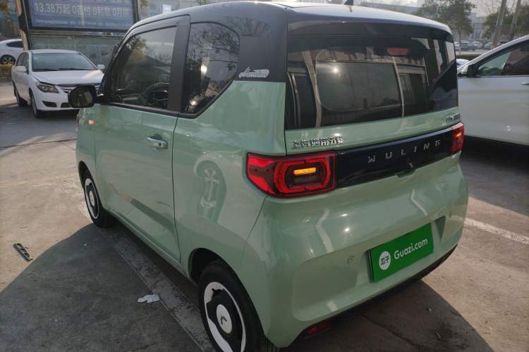 Used Wuling Hongguang MINIEV 2022 Macaron Premium Model – Lithium Iron Phosphate
