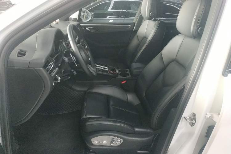 Used Porsche Macan 2024 Macan 2.0T
