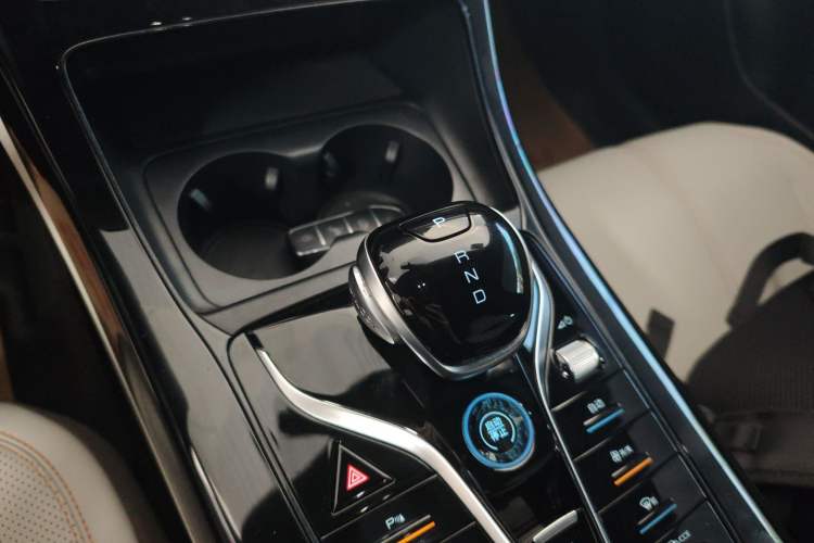 Used BYD Qin PLUS 2024 HONOR Edition DM-i 55KM Leading Model
