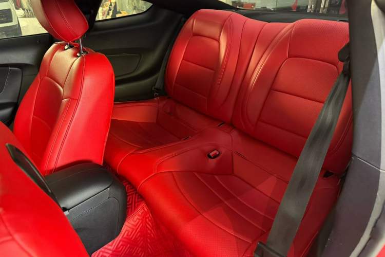 Used Ford Mustang 2018 2.3T Automatic Hardtop Standard Trim U.S. Specification
