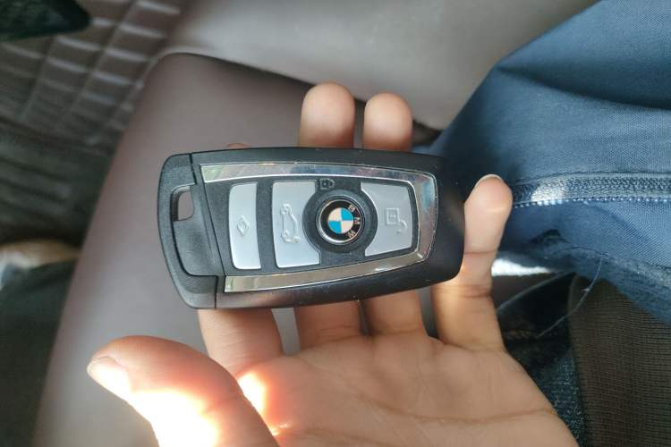 Used BMW 5 Series 2014 525Li Luxury Design Package