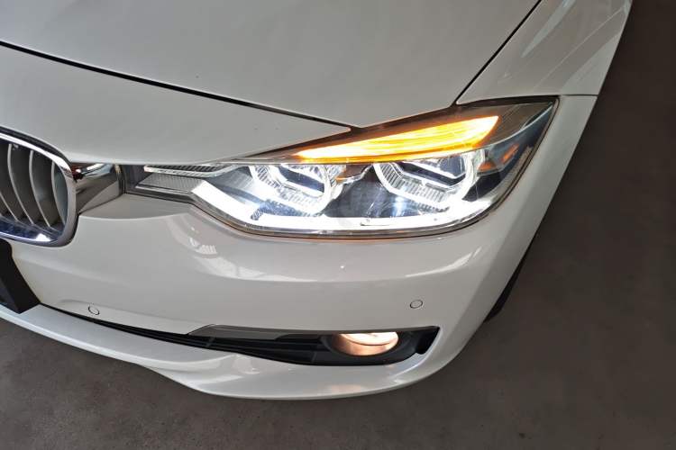 Used BMW 3 Series 2018 318Li
