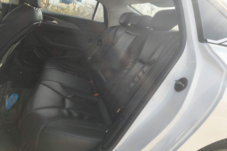 Used Hongqi H5 2022 Classic Model Facelift 1.5T DCT Qiyun Edition
