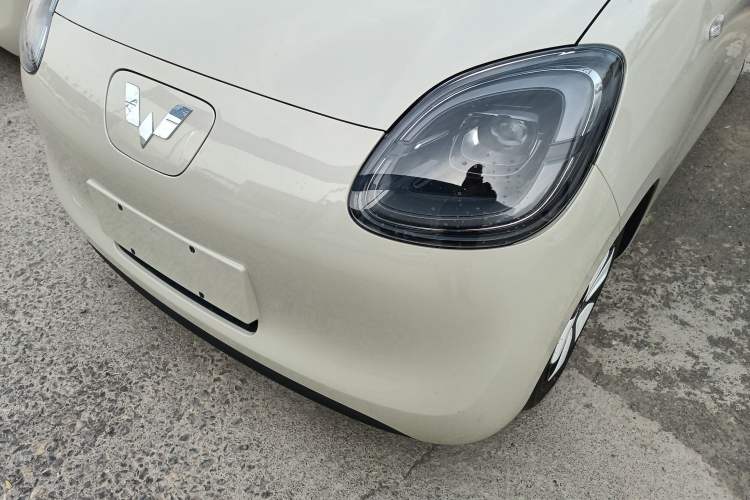 Used Wuling Hongguang MINIEV 2025 Four-Door Version Advanced Edition
