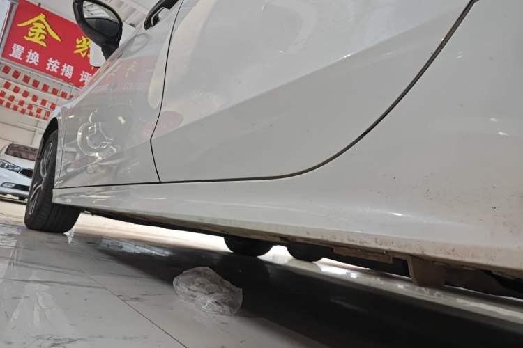 Used Honda Civic 2023 240TURBO CVT Dynamic Edition
