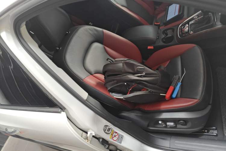 Used Audi Q5 2017 Plus 40 TFSI Comfort Model
