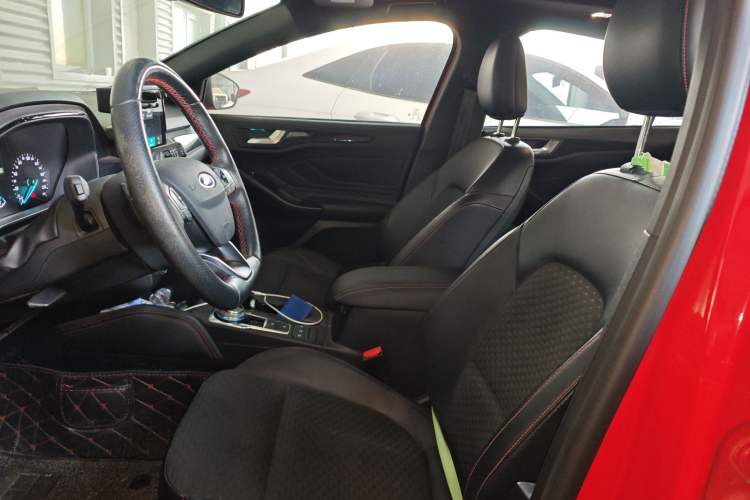 Used Ford Focus 2020 Hatchback EcoBoost 180 Automatic ST Line
