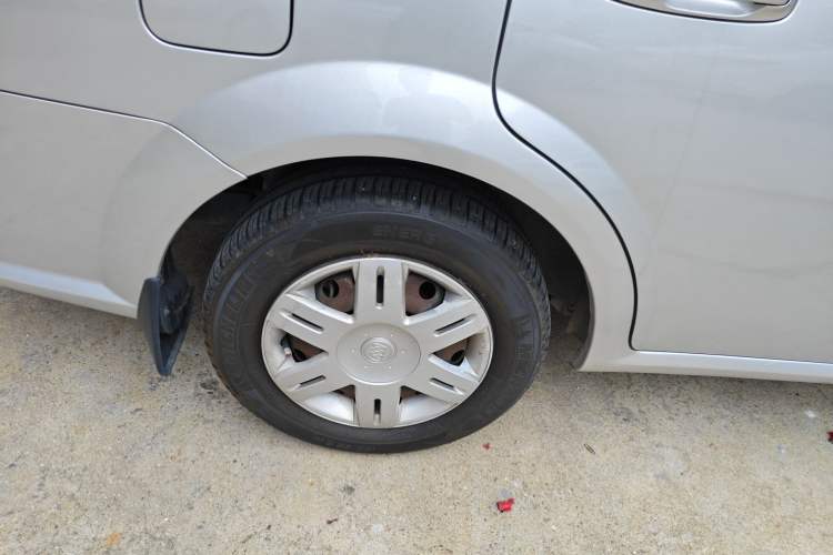 Used Buick Excelle 2013 1.5L Automatic Classic Model
