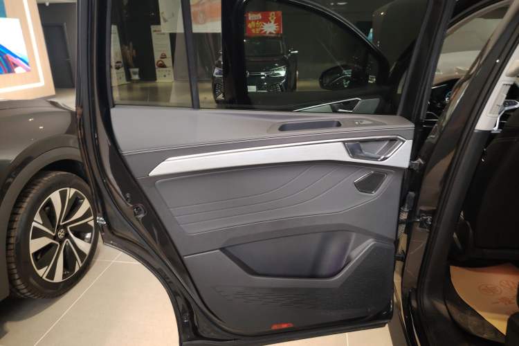 Used Volkswagen Talagon 2023 Facelift 380TSI All-Wheel-Drive Luxury Jiajing Pro 6-Seater
