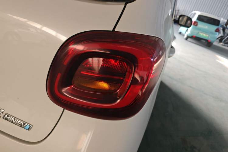 Used Wuling Hongguang MINIEV 2025 Four-Door Version Premium Edition
